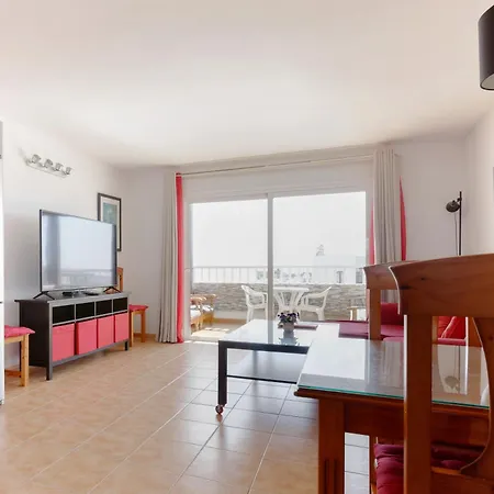 Daruma 2-bedroom Duplex With Sea Views 科斯塔特吉塞
