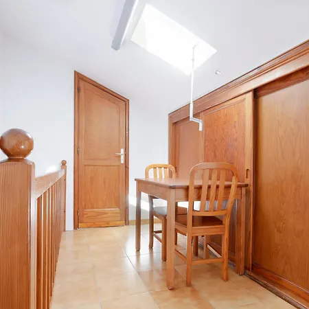 Daruma 2-bedroom Duplex With Sea Views 科斯塔特吉塞